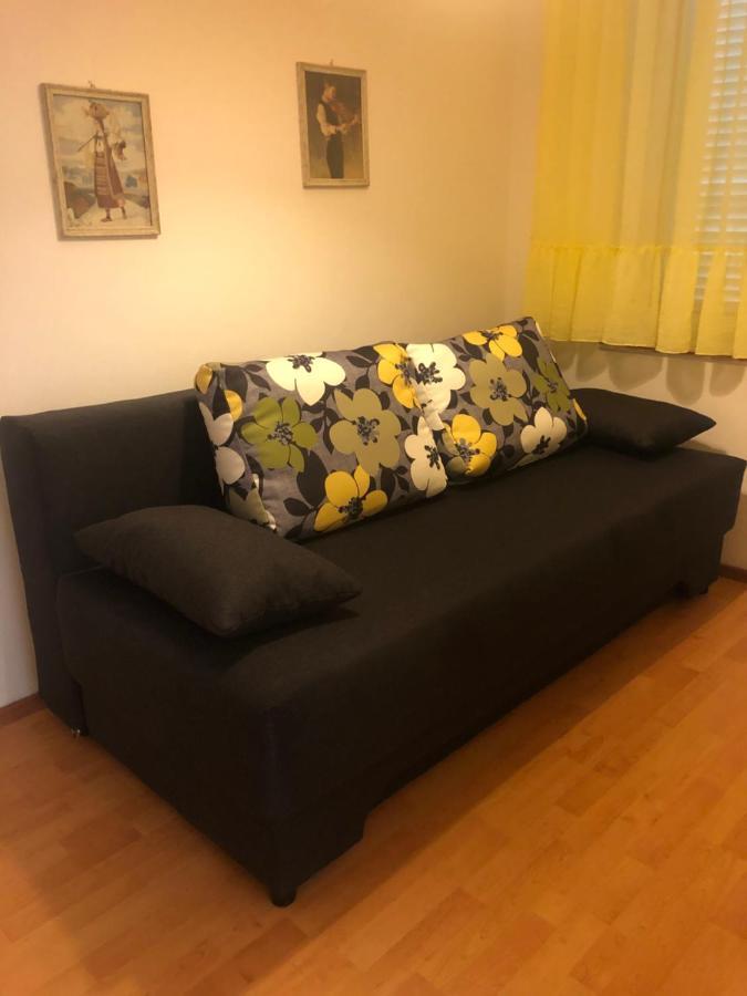 Apartmani Focic 塞尔瑟 外观 照片